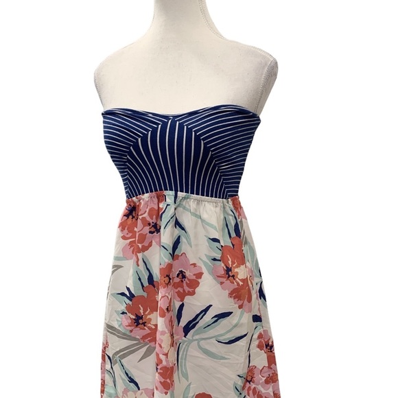 Roxy Strapless Blue and White Striped Floral Mini Dress Size M - Picture 3 of 7